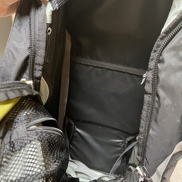 Osprey Waypoint 70L duffle backpack for hiking, camping, and travel - Picture 4 of 8